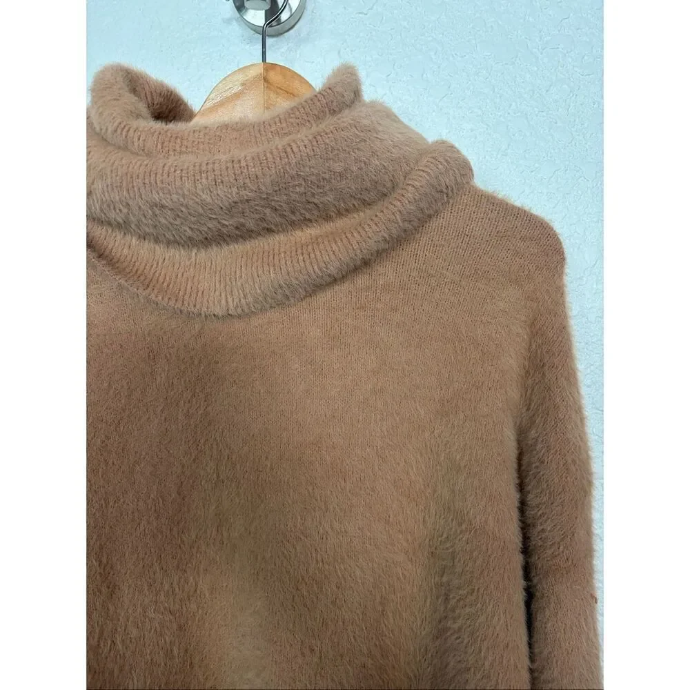 Tularosa Webster Fuzzy Foldover Neck Pullover Sweater in Camel Size M - Picture 6 of 12